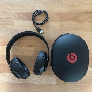 Beats Solo3 Wireless